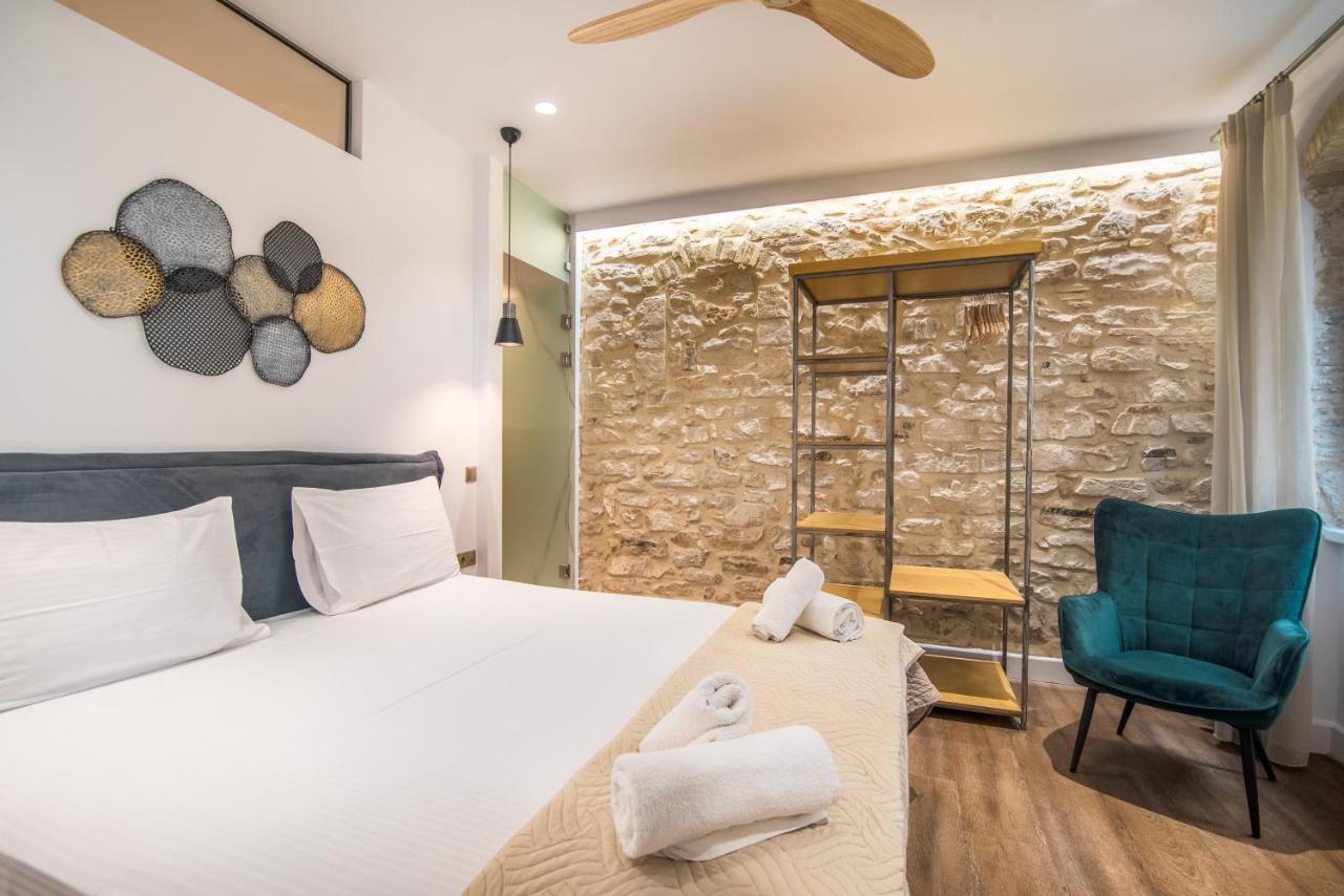 Curcumelli Luxury - πινια Apartament